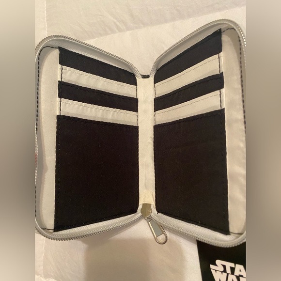 Star Wars Funko Pop zip around wallet. NWT - Picture 4 of 5